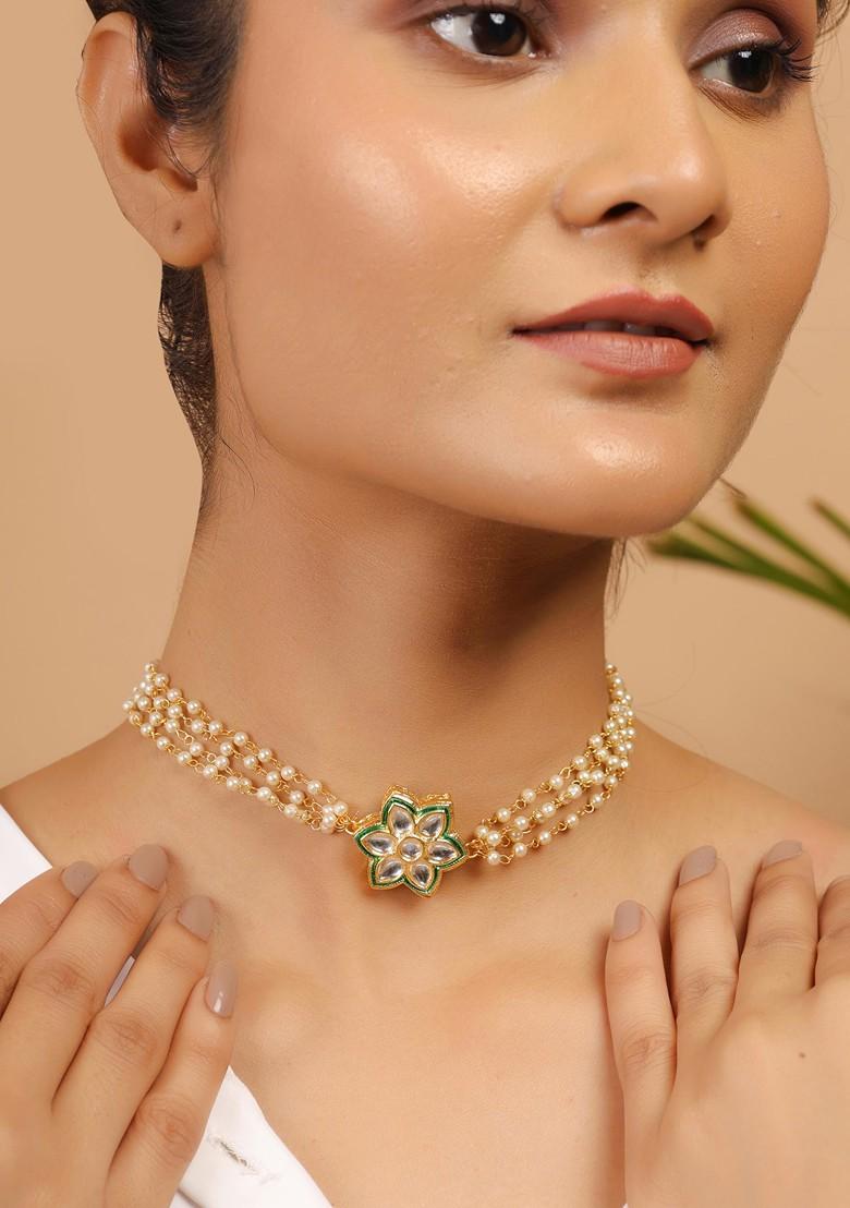 White Gold Tone Floral Kundan Choker Necklace