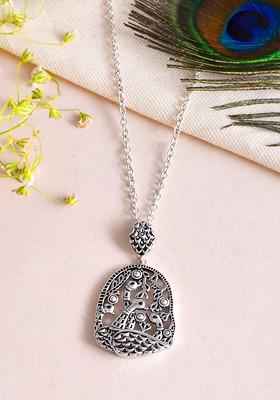 Silver Plated Pendant With Chain