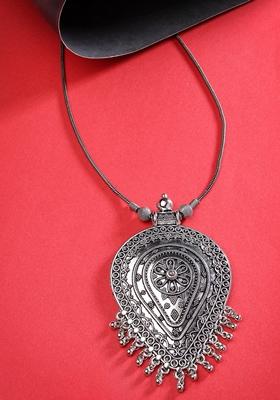 Black Elegant Silver Oxidised Brass Necklace