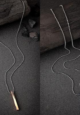 Multi Men Set Of 2 Gold & Blue Geomatric Pendent With Chain