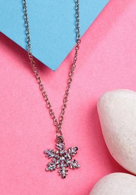 Silver Plated Chain With Snowflake Pendant