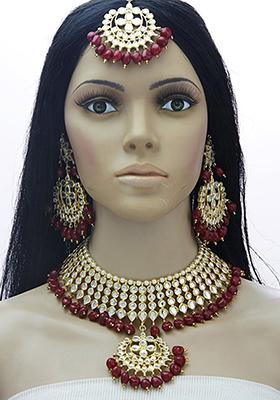 Maroon Kundan Work Necklace Set