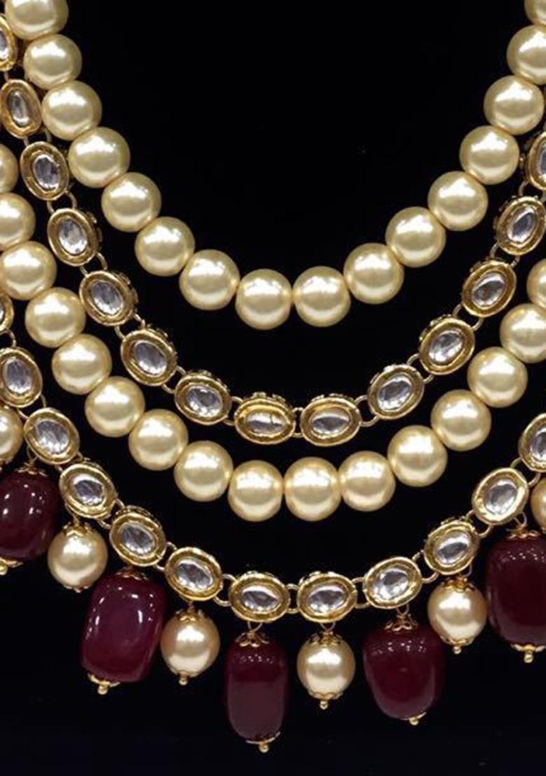 Maroon Kundan Work Necklace Set