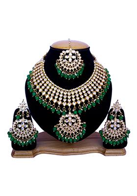 Green Kundan Work Necklace Set