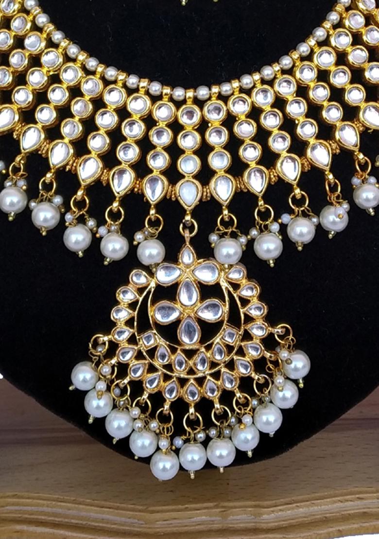 White Kundan Work Necklace Set