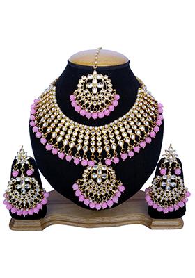Light Pink Kundan Work Necklace Set