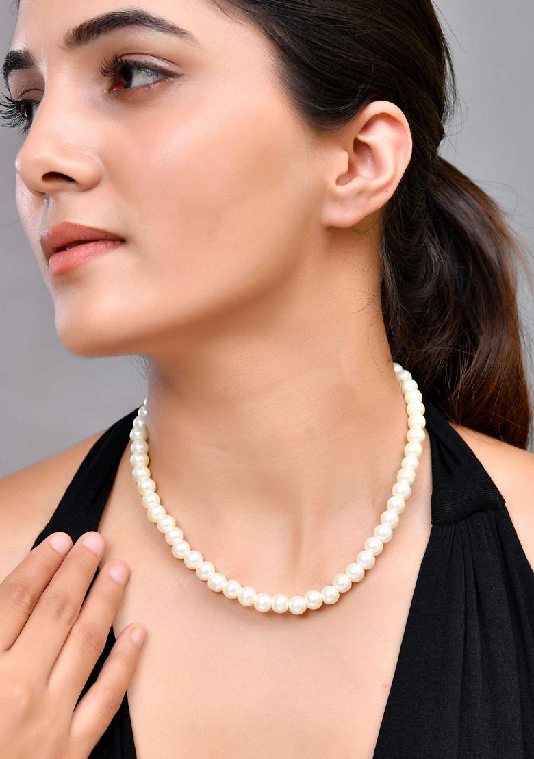 White Pearl Beaded Necklace