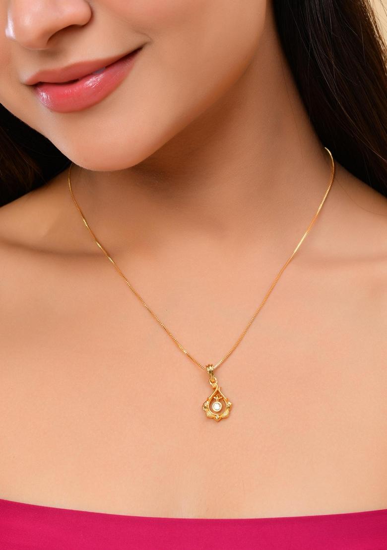 Gold Plated Flower Shaped Ad Studded Pandent With Chain