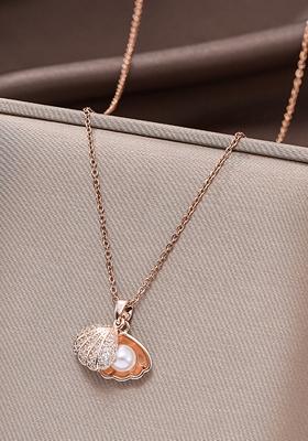 Rose Gold Oyster Shell Pearl Stainless Steel Pendant Necklace