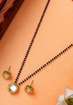 22Kt Gold Plated Circular Kundan Mangal Sutra