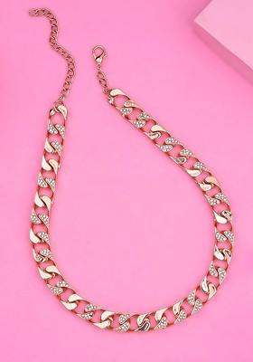 White Studded Gold Plated Chain And Pendant