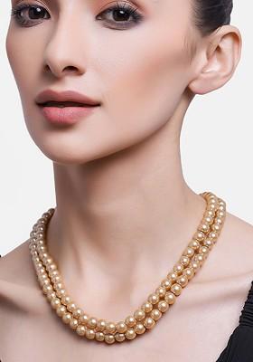 Cream Beaded Gold Plated Chain And Pendant