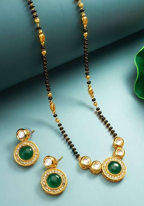 Gold Plated Kundan Stone Studded And Beaded Mangalsutra