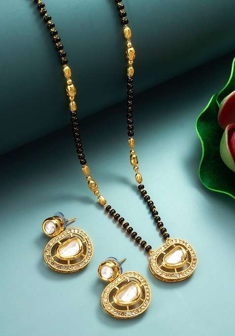 Gold Plated Kundan Stone Studded And Beaded Mangalsutra