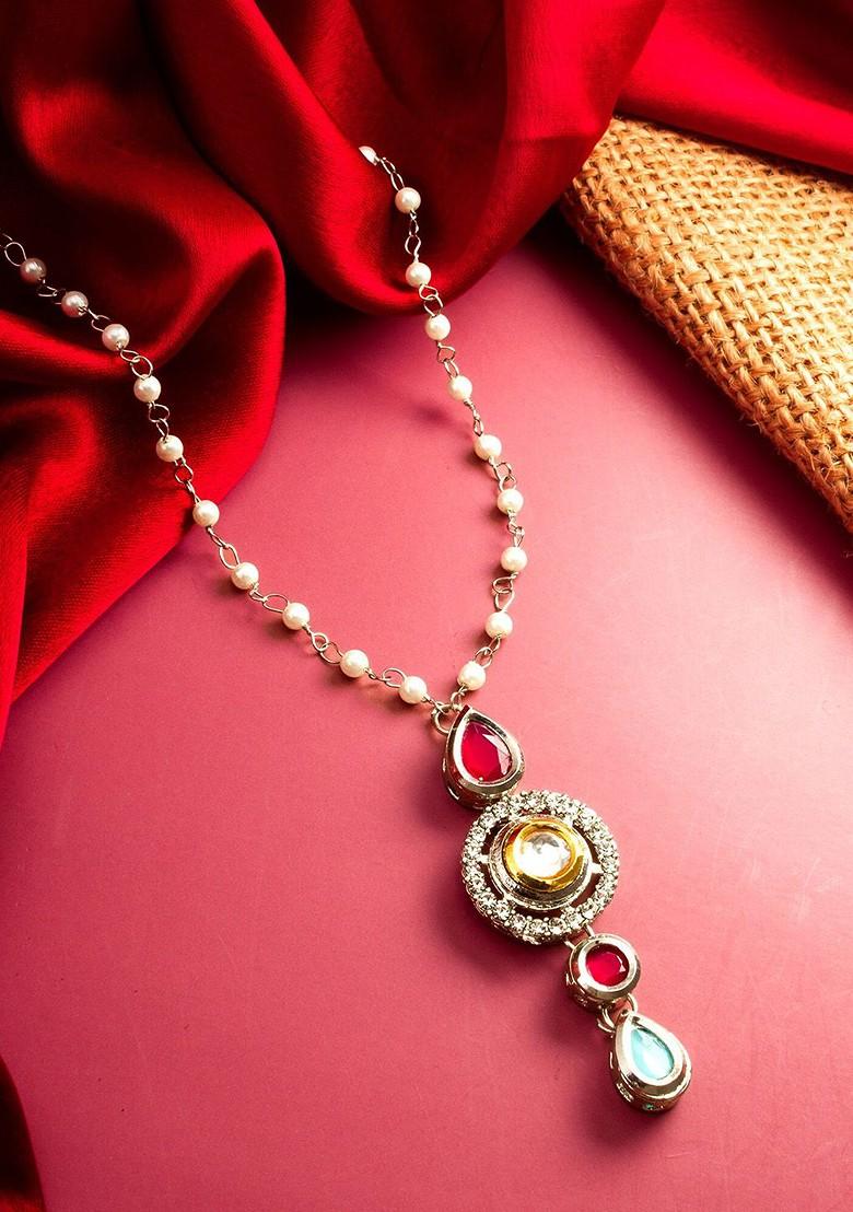 Gold Plated Artificial Beads And Stones Minimal Necklace