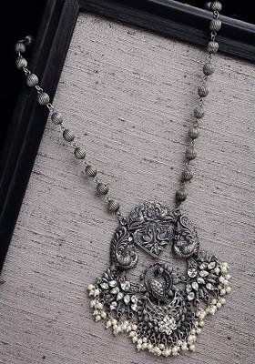 Silver Silver Toned Kundan And Beads Peacock Shaped Oxidized Necklace