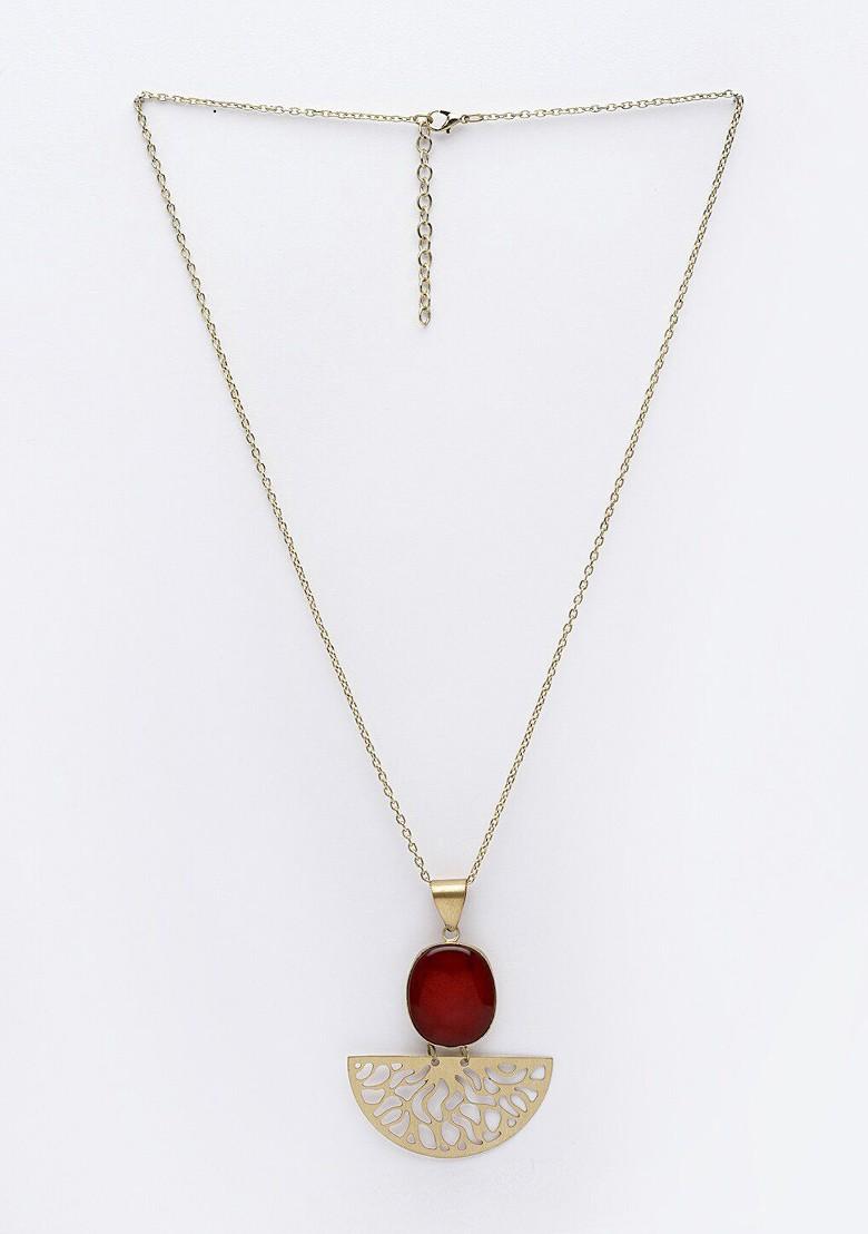 Maroon Gold Plated Stone Studded Pendant With Chain