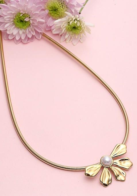 18Kt Gold Plated Floral Shaped Tarnish Free Waterproof Necklace