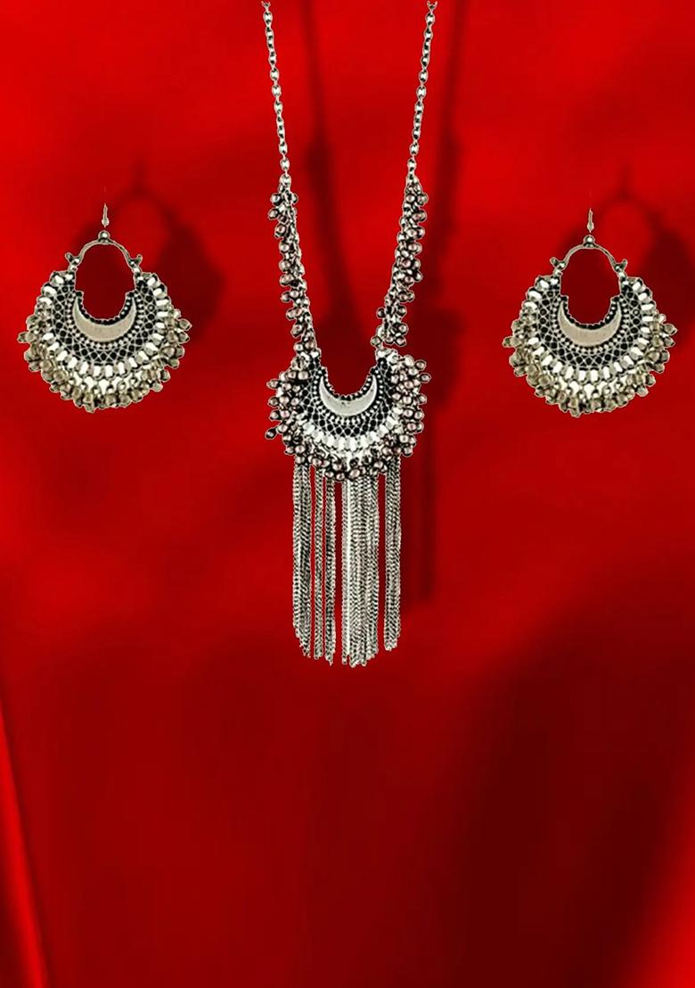 Silver Chand Style Long Necklace Set For Women