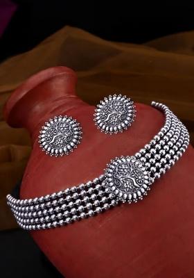 Silver Dotted Oxidised Choker With Meenakari Center For Women