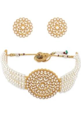 White Round Centerpiece Choker Necklace For Women