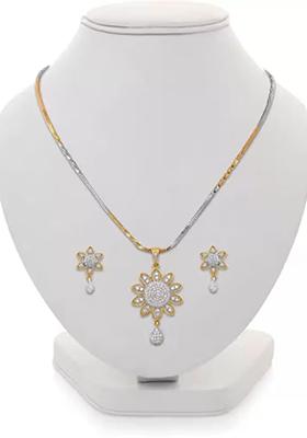 Gold Sun Design Ad Pendant Chain For Women