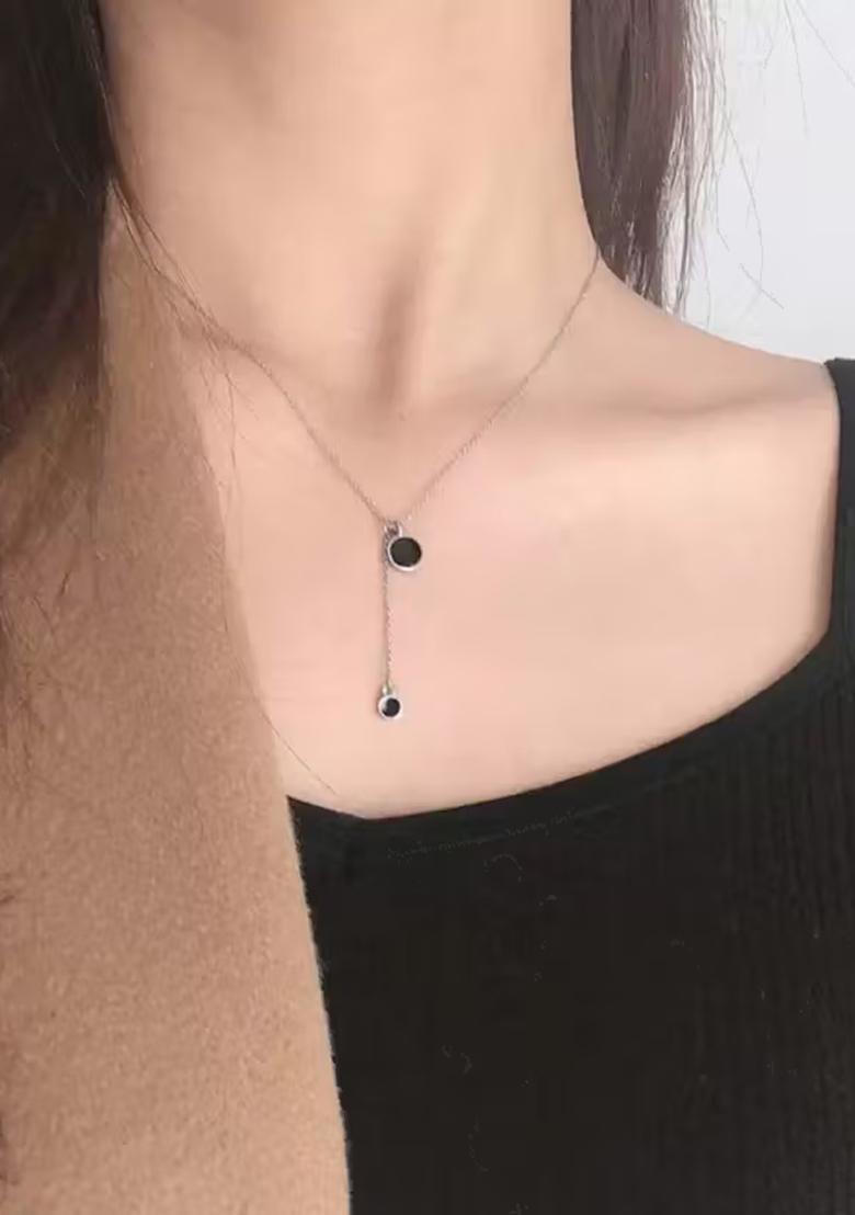 Silver Double Round Design On Single Silver Chain For Women