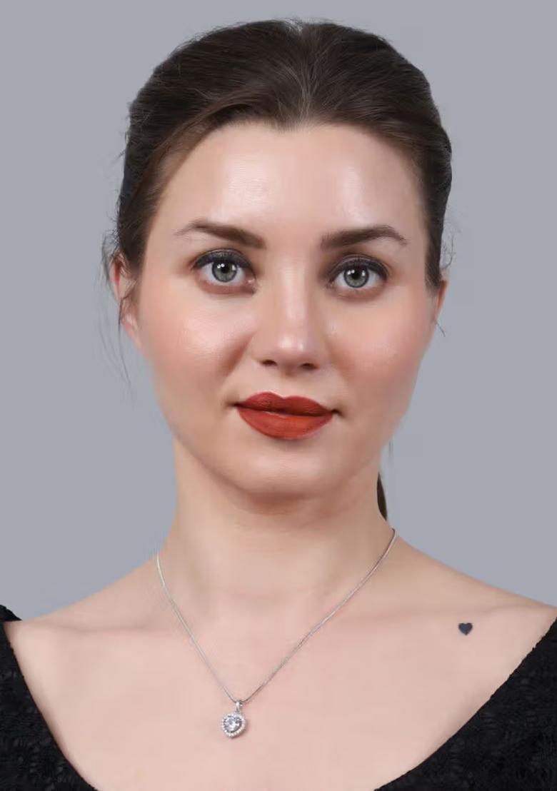 White Heart Design Ad Pendant Chain For Women