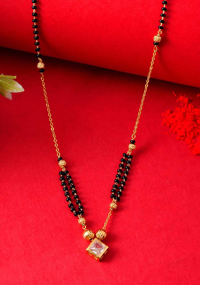 Traditional Black Beaded Mangalsutra With Geometric Stone Pendant

 - Indya