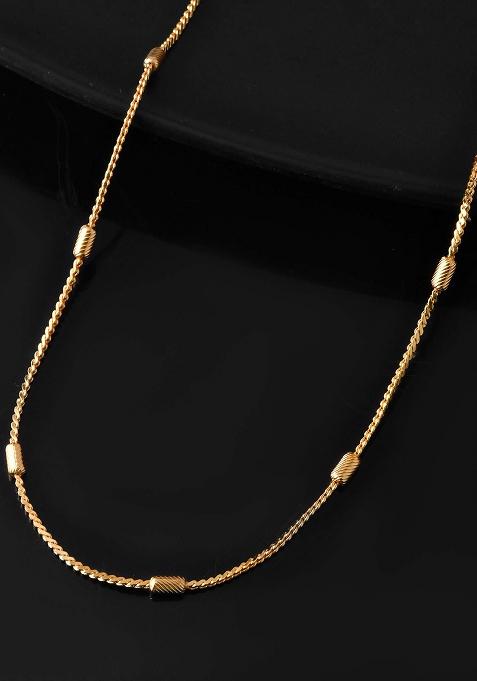 Classic Golden Chain With Knurled Cylinder Detailing
