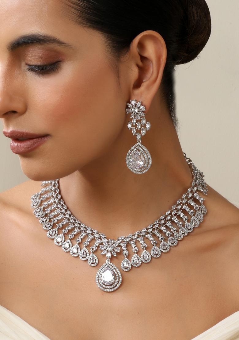 White Silver Zirconia Necklace Set
