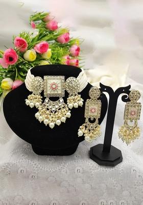 Gold Plated Kundan And Beads Meenakari Choker Necklace Set