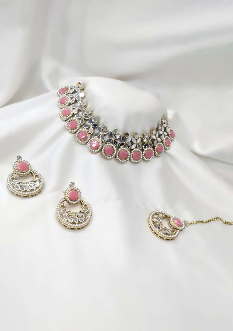 Gold Plated Pota Stone And Mirror Choker Necklace Set - Indya