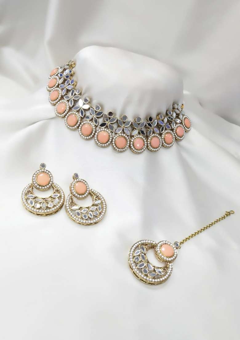 Gold Plated Pota Stone And Mirror Choker Necklace Set - Indya