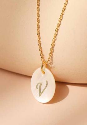 18K Gold Plated Waterproof Antitarnish Letter V Initial Pendant Necklace