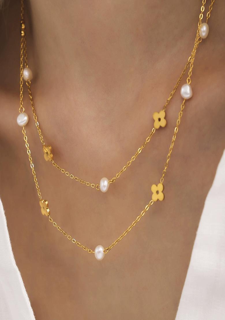 18K Gold Plated Waterproof Anti Tarnish Clover And Pearl Charm Necklace - Indya