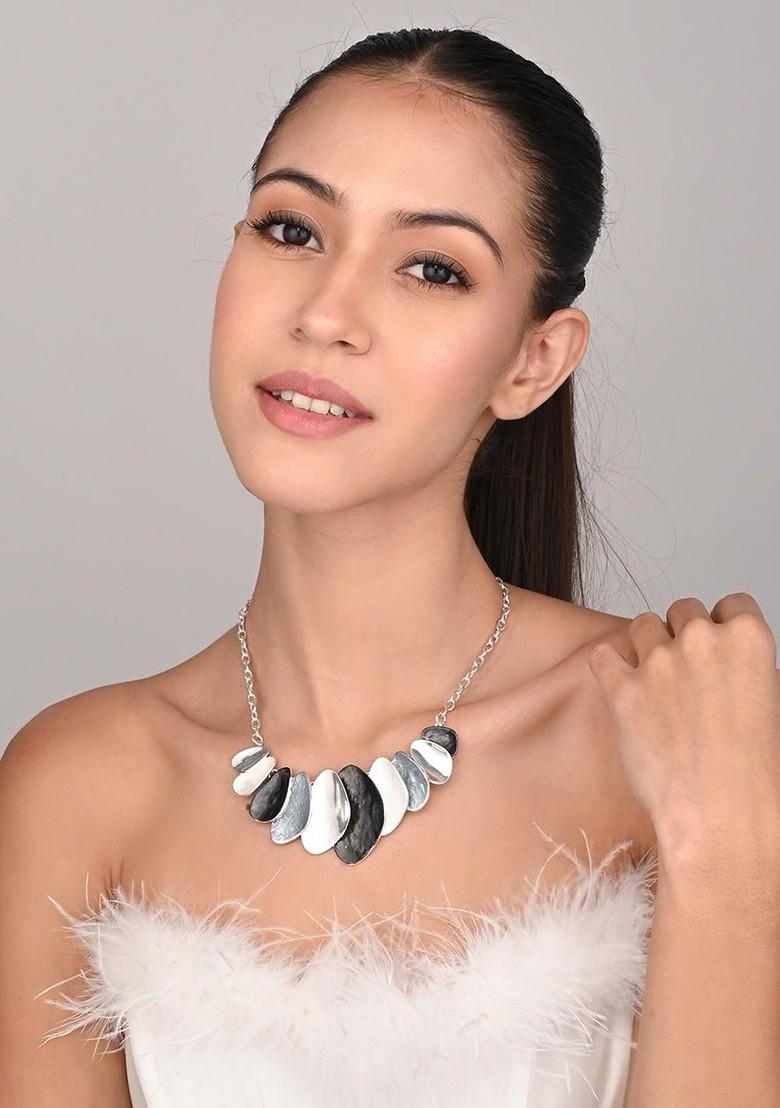 Brass Gold Plated Necklace - Indya