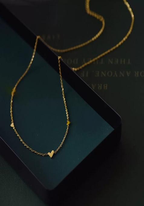 18K Gold Plated Waterproof Anti Tarnish Minimal Heart Chain Necklace