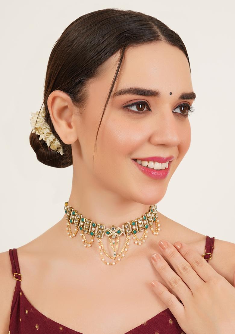 Green Glass Kundan Mixed Alloy Necklace - Indya