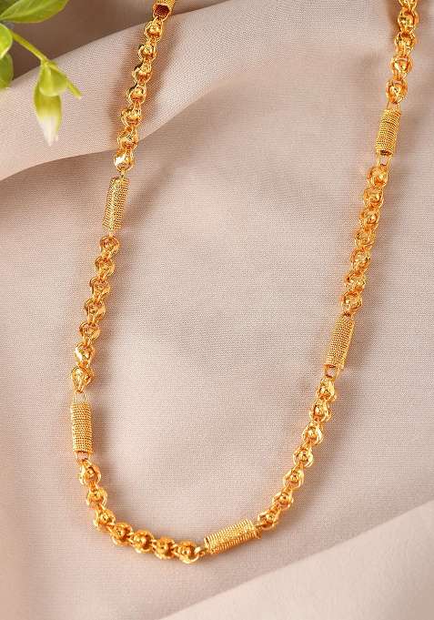 Men Pipe Shaped Gold Toned Chain