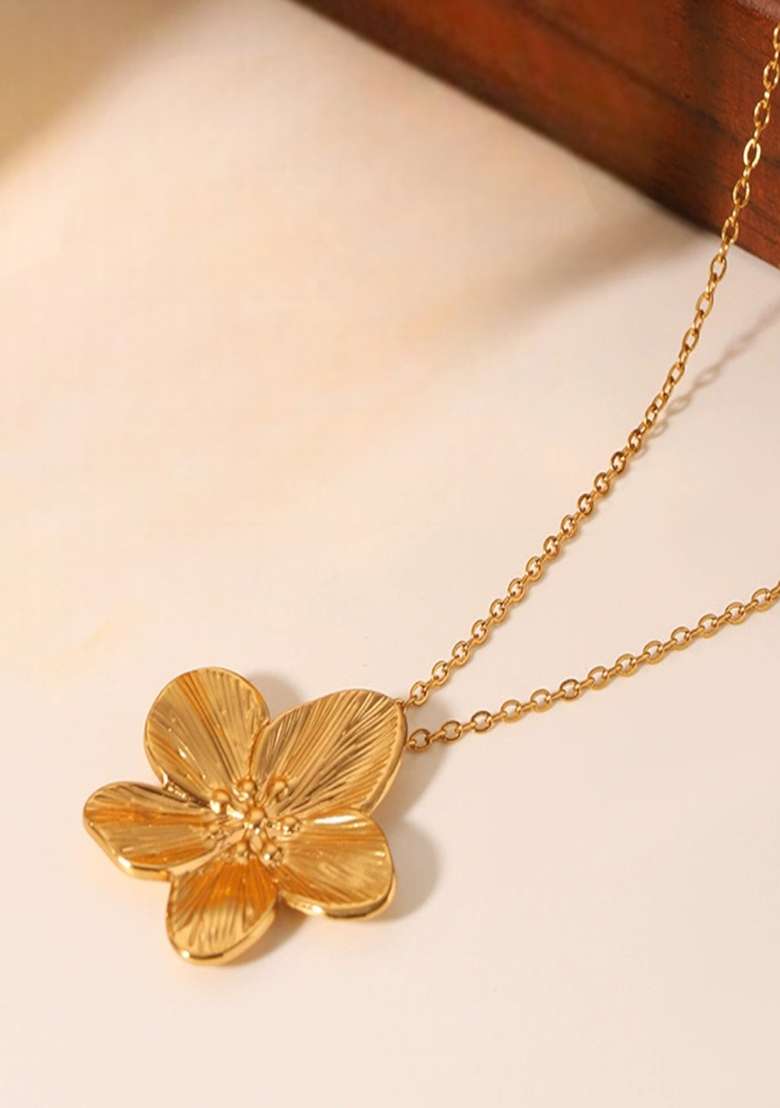 18K Gold Plated Waterproof Anti-Tarnish Floral Pendant Necklace - Indya