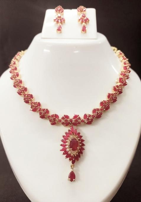 Maroon Brass Necklace Set