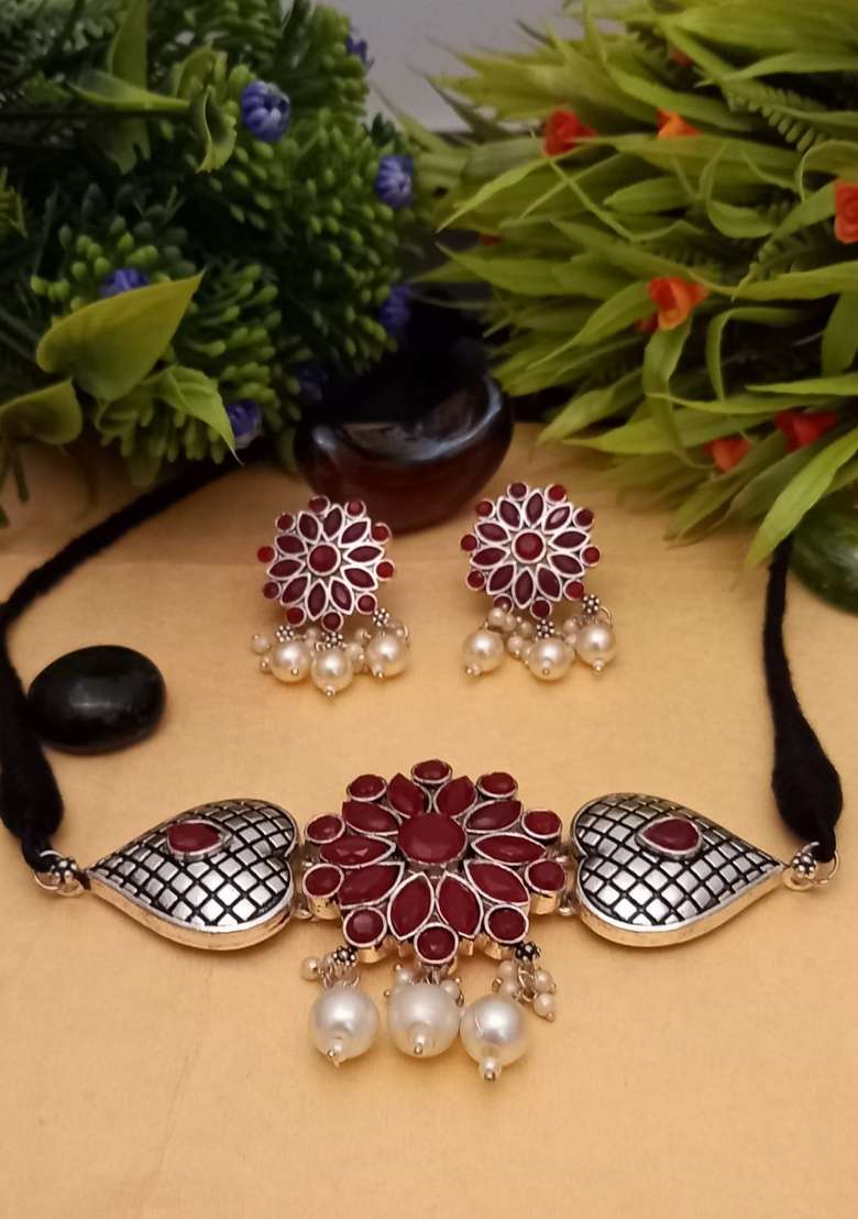 Black Brass Necklace Set - Indya