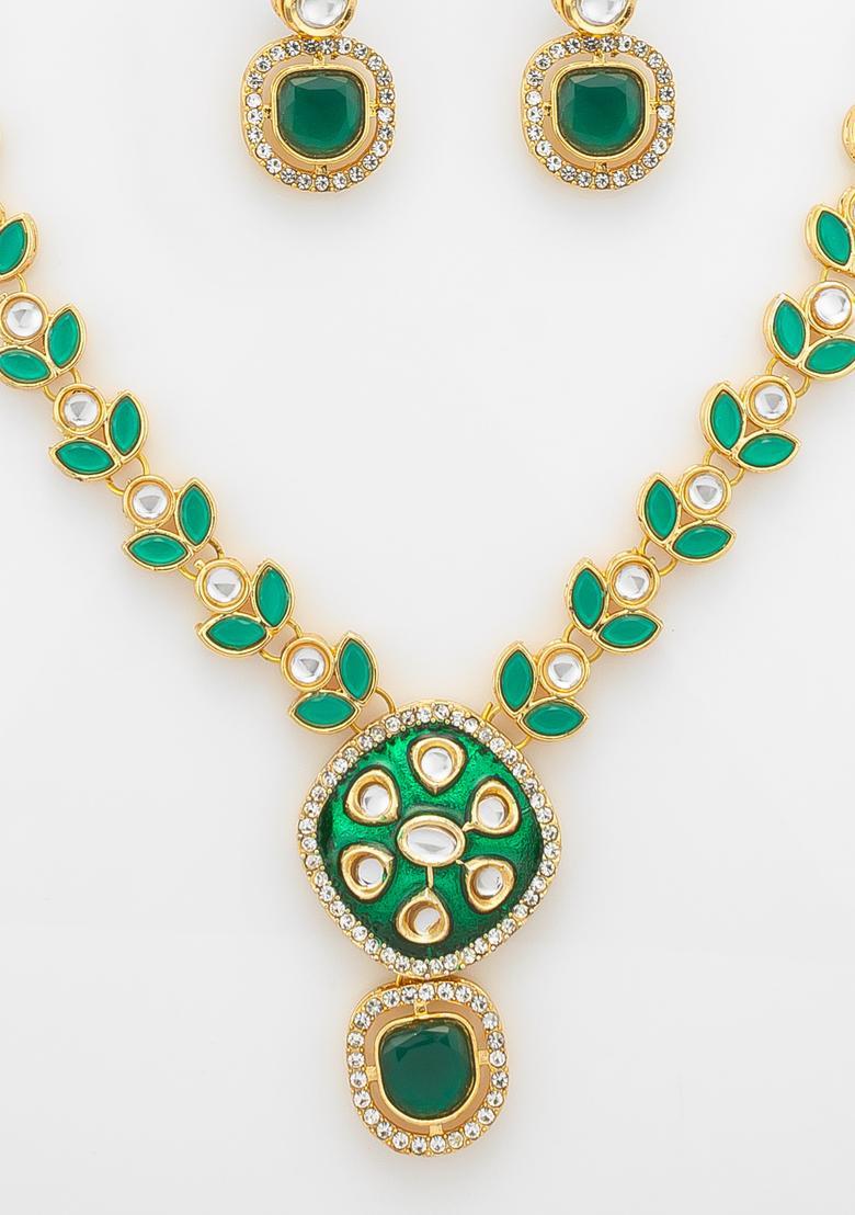 Green Kundan Alloy Necklace Set - Indya