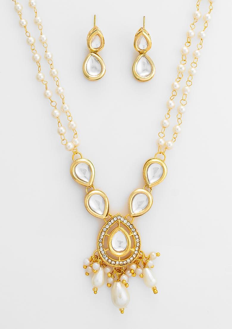 Golden Kundan Alloy Necklace Set - Indya