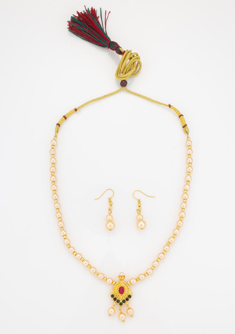 Golden Kundan Alloy Necklace Set - Indya