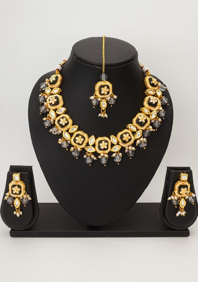 Black Kundan Alloy Necklace Set - Indya