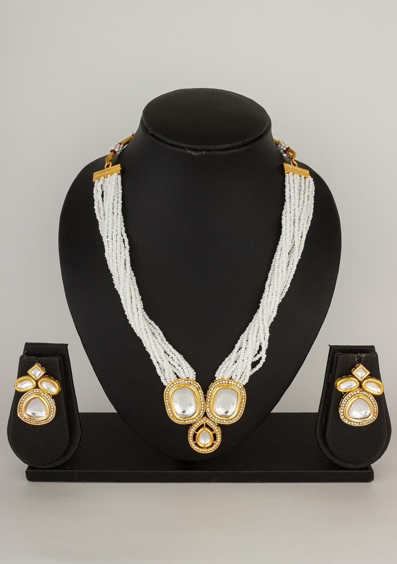 White Kundan Alloy Necklace Set - Indya