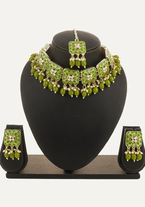 Green Alloy Chokar Necklace Set
