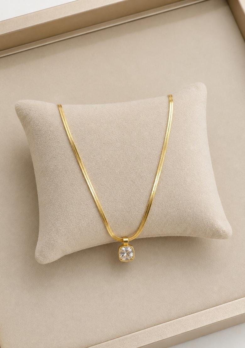 Gold Alloy Chain Pendant - Indya